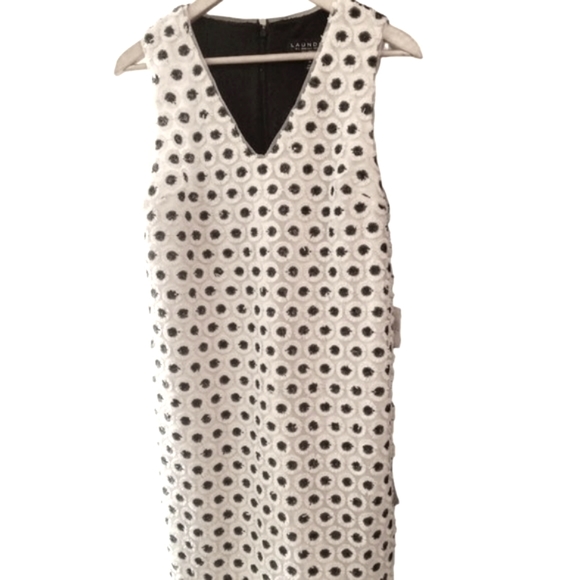 NWT | Gorgeous Sequin Floral Cocktail Dress | Laundry by Shelli Segal | Size: 10 - Picture 10 of 15